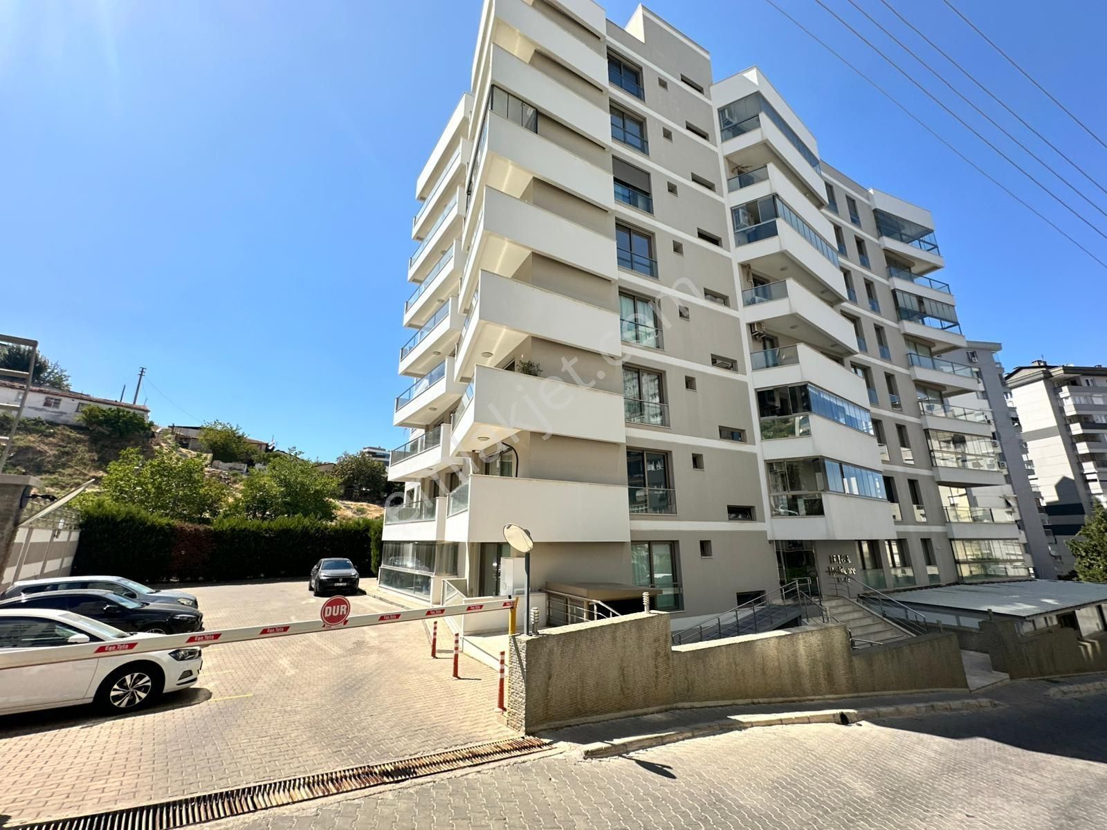 Narlıdere Ilıca'da Kiralık Full Deniz Manzaralı 3+1 Rezidans - Görsel 6