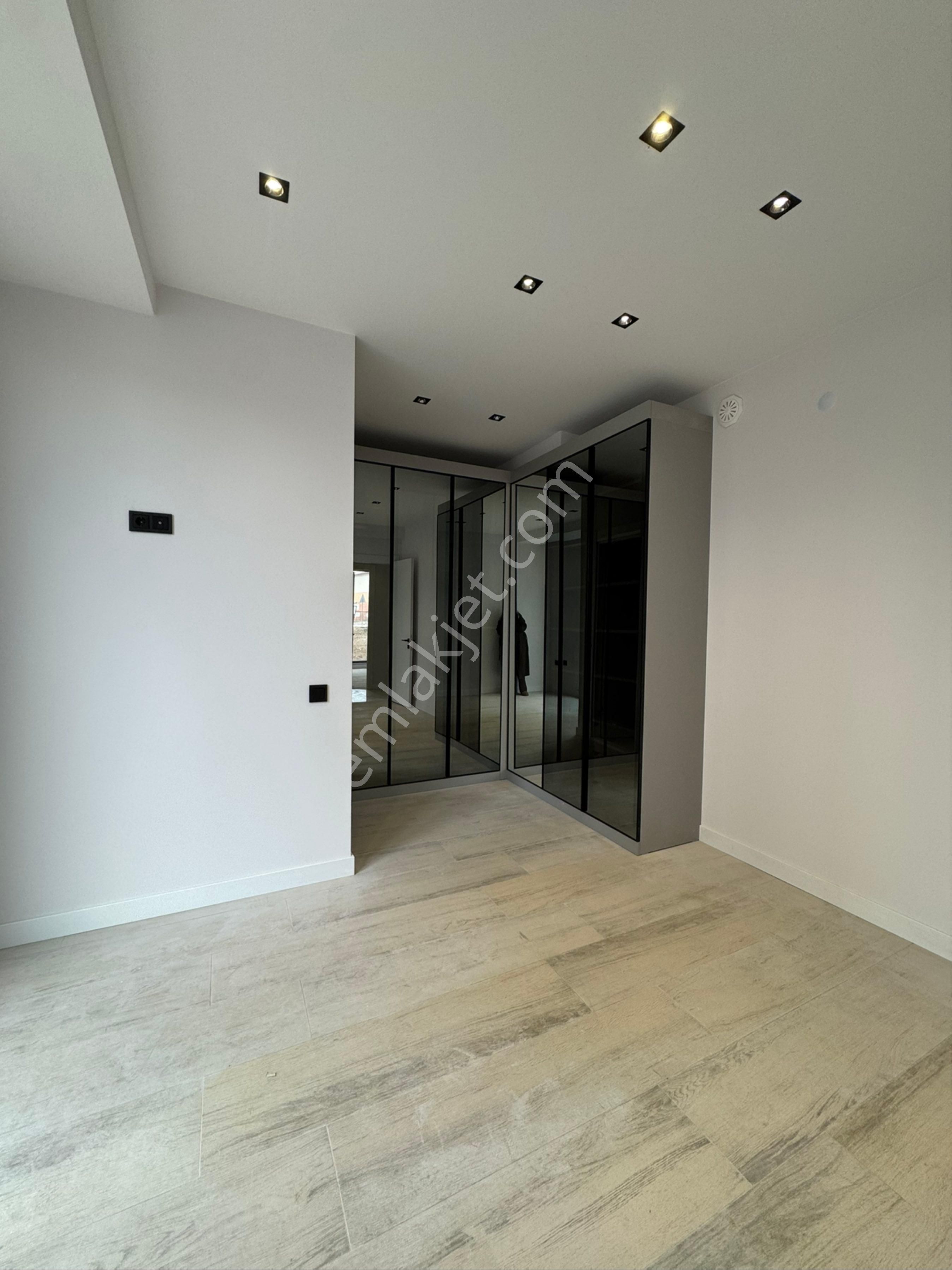 Conker İnşaat Emlak’tan Batıkent Mahallesi 3+1 Ultra Lüks Satılık Daireler - Görsel 35