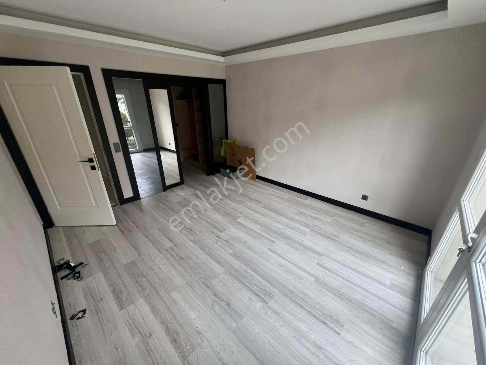 Eryaman Havuzlu Evlerde Lüks 4+1 Kiralık Daire - Görsel 24