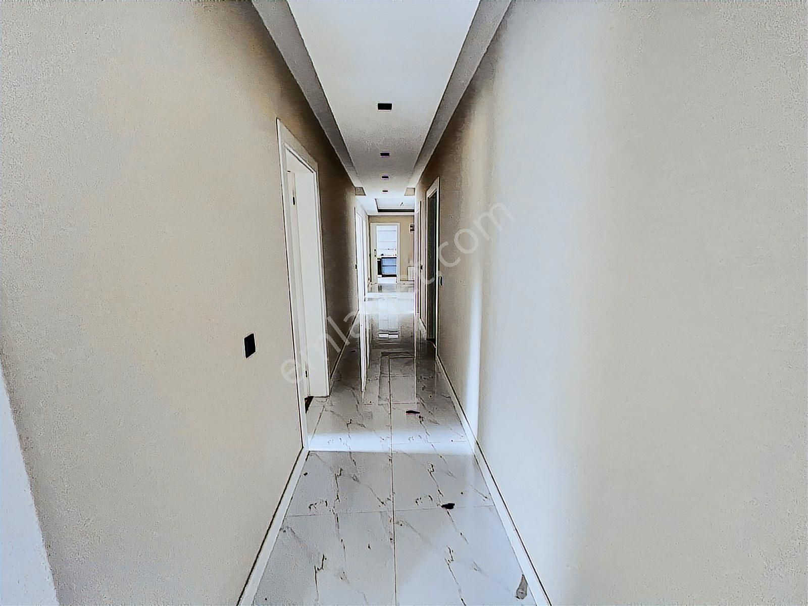 Eryaman Havuzlu Evlerde Lüks 4+1 Kiralık Daire - Görsel 33
