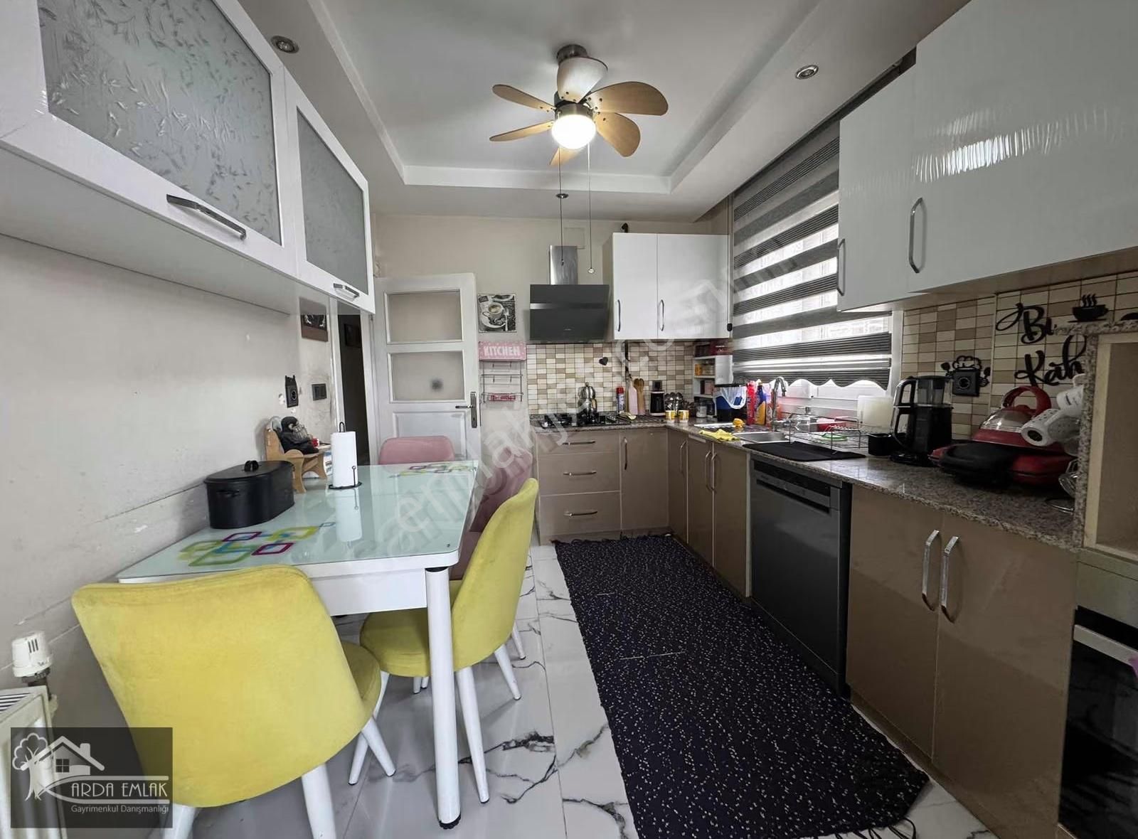 Arda Emlaktan Site İçerisinde Satılk Geniş 3+1 - Görsel 14