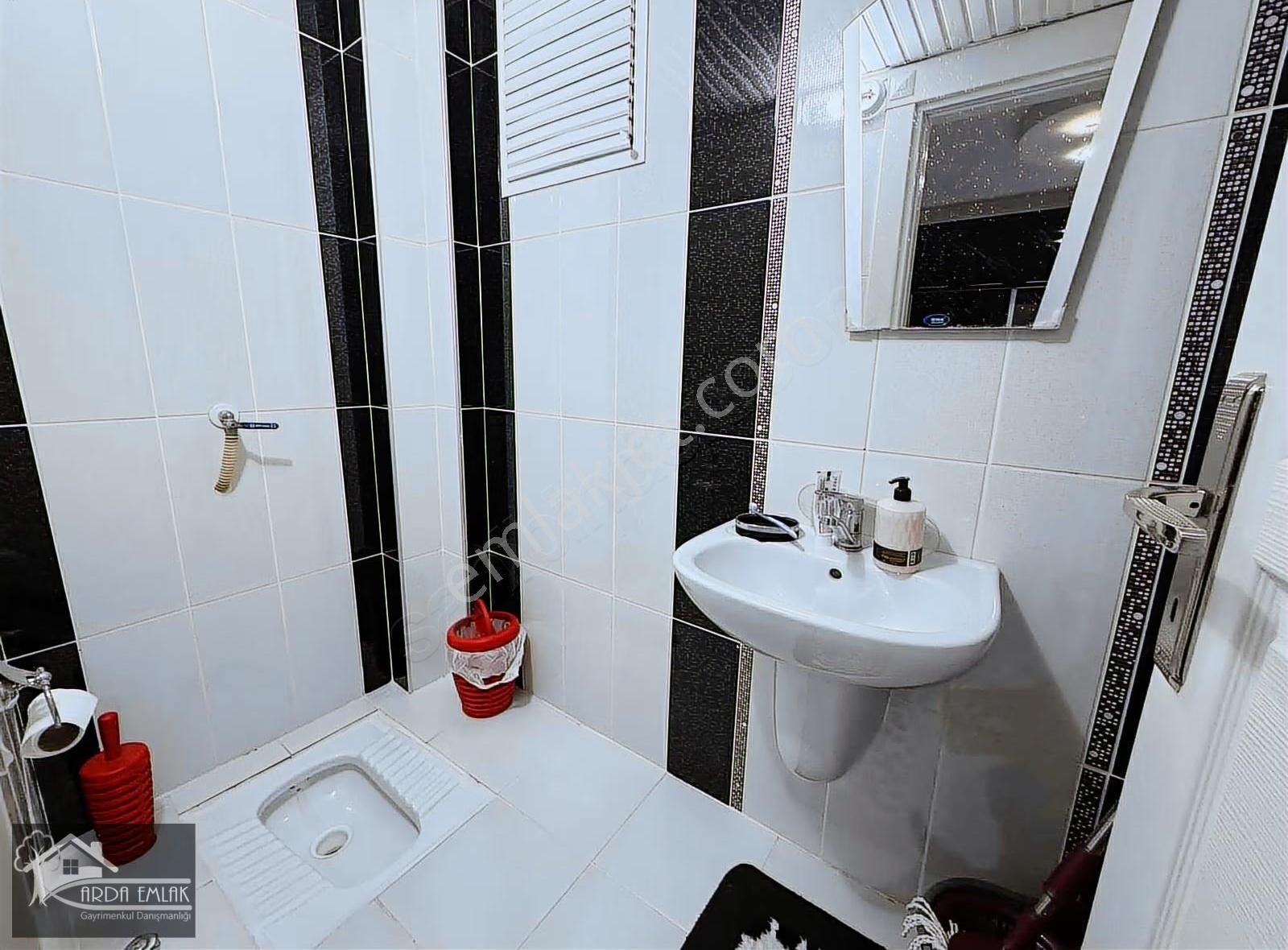 Arda Emlaktan Site İçerisinde Satılk Geniş 3+1 - Görsel 23