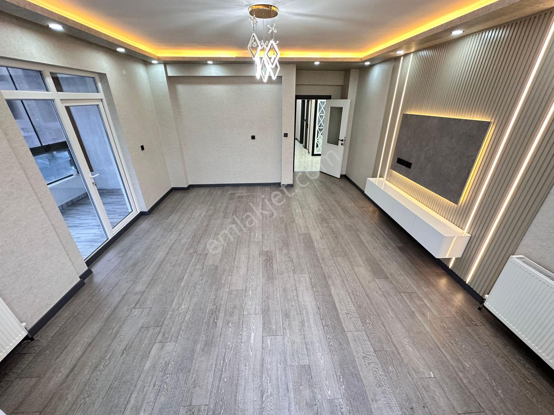 Park Okul Cadde Üçgenin De Ara Katta 2 Banyolu 3+1 Daire - Görsel 21