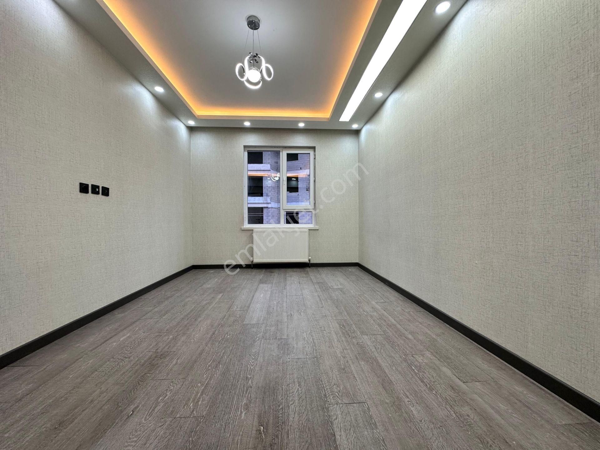 Park Okul Cadde Üçgenin De Ara Katta 2 Banyolu 3+1 Daire - Görsel 16