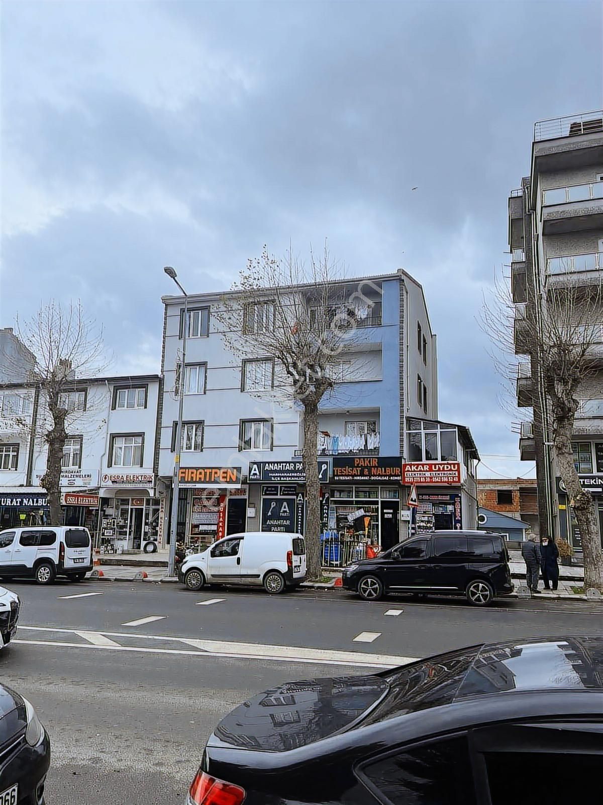 Marmarereğlisi Merkezde Cadde Üzeri 2+1 Doğalgazlı Daire - Görsel 13