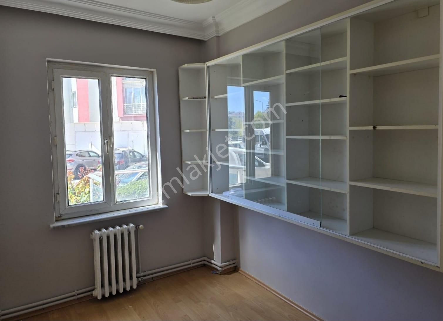 Kazımiye Mah.alşahin Sitesinde Kiralık 3+1 Daire - Görsel 8