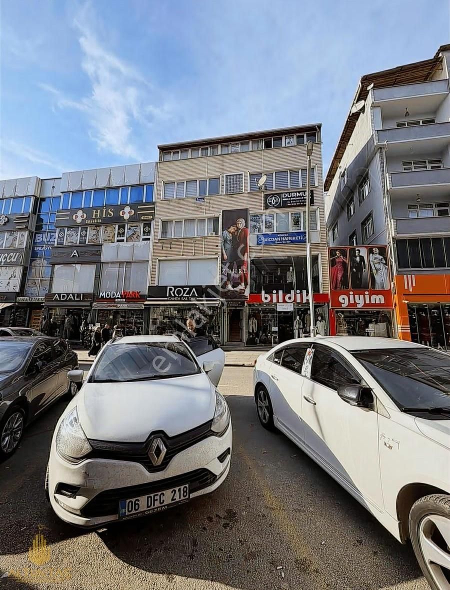 İşinizi Merkeze Taşıyın! Ağadere Cd. Çarşı Merkezde Kiralık Ofis - Görsel 7