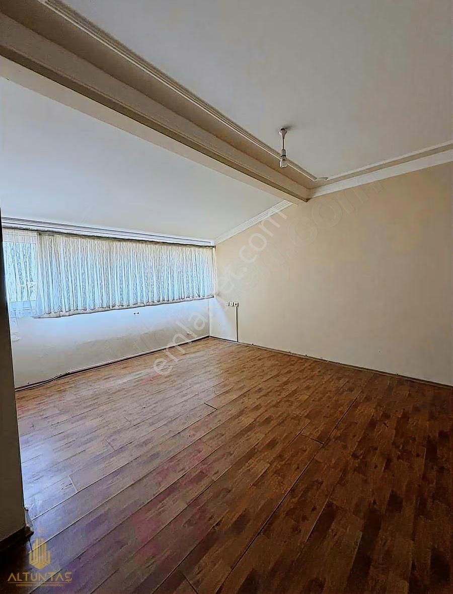 İşinizi Merkeze Taşıyın! Ağadere Cd. Çarşı Merkezde Kiralık Ofis - Görsel 8