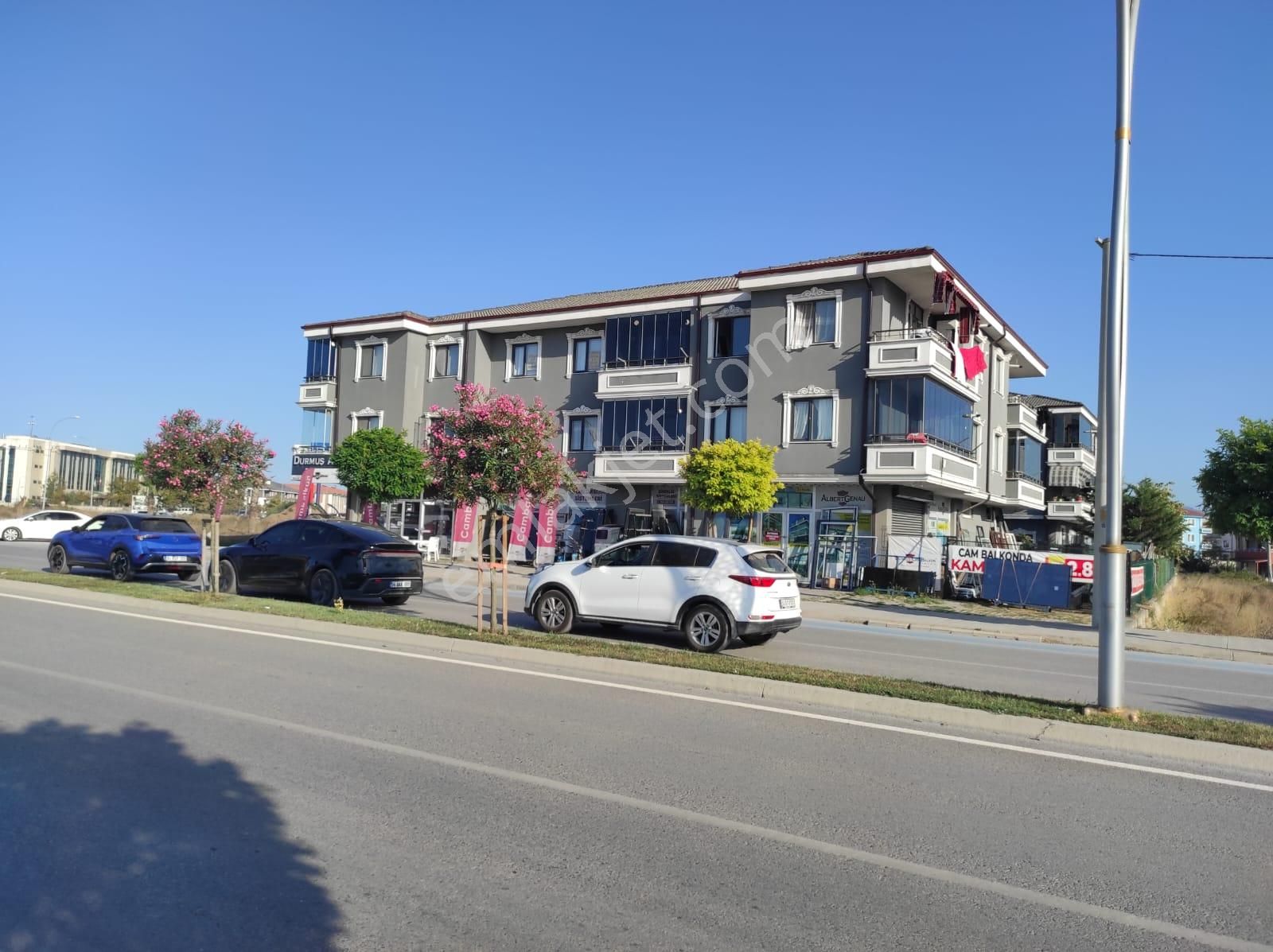 Merkezi Konumlu Havuzlu Butik Sitede Havuz Cephe 2+1 - Görsel 7