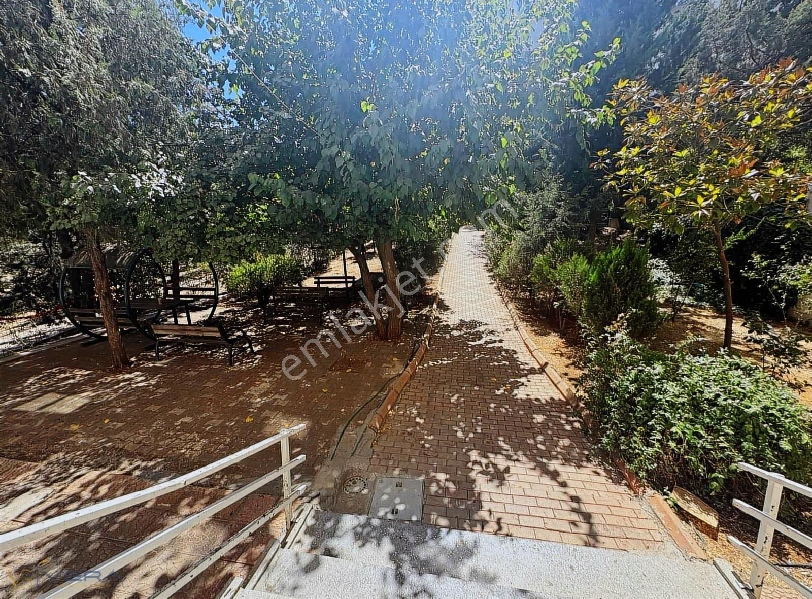 Güneykent'de Kiralık 3+1 Daire - Görsel 13