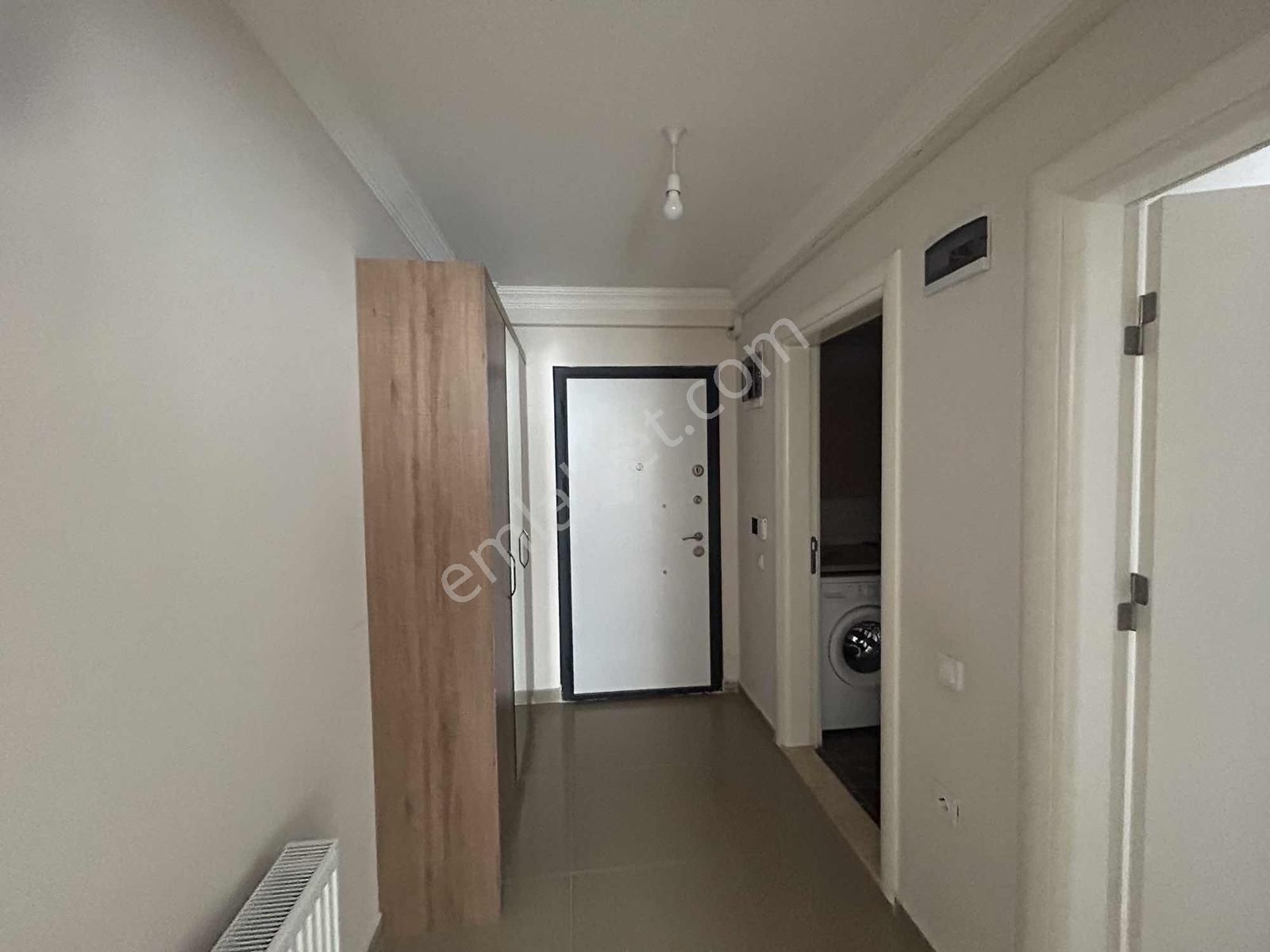 Kuşadası Merkeze Yakı Eşyalı 1+1 Daire - Görsel 27