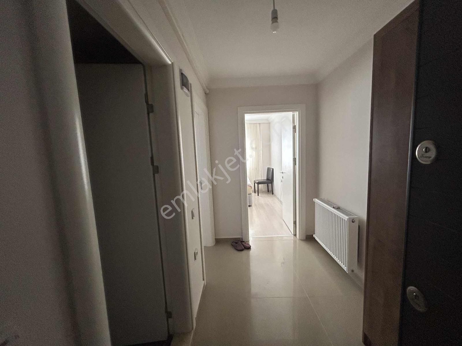 Kuşadası Merkeze Yakı Eşyalı 1+1 Daire - Görsel 20