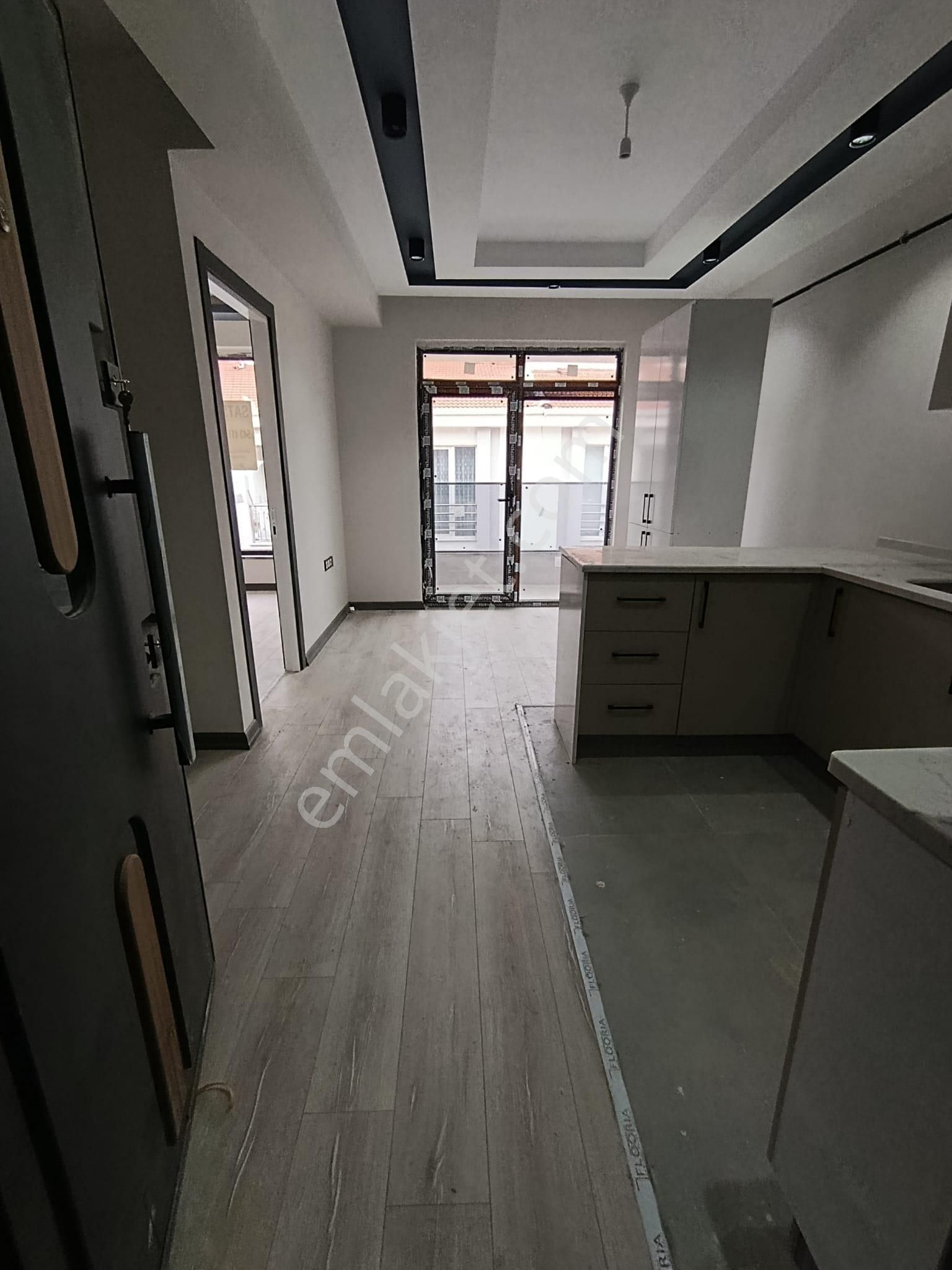 Çamlıca Mahallesinde Sıfır 1+1 Daire - Görsel 4