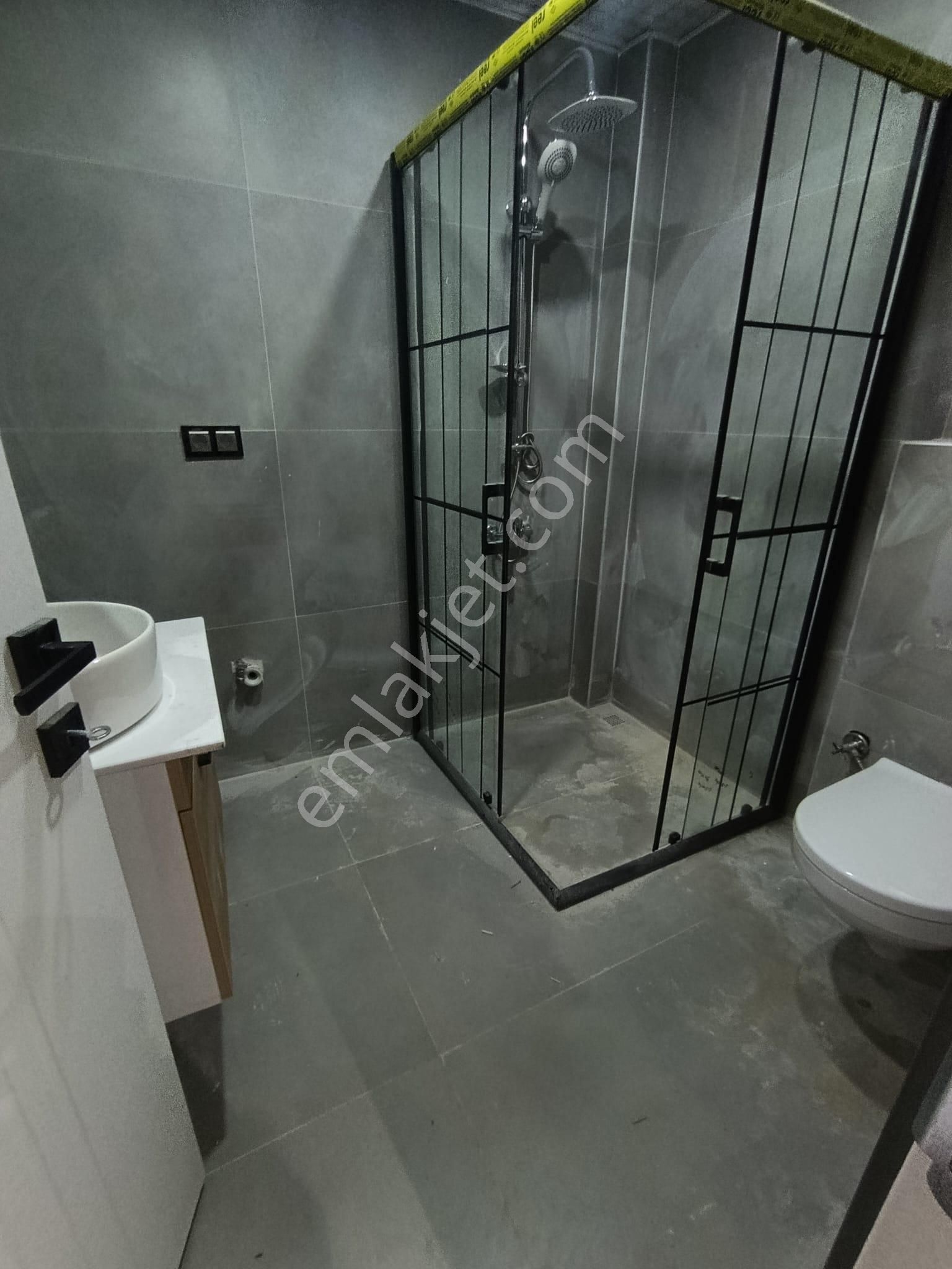 Çamlıca Mahallesinde Sıfır 1+1 Daire - Görsel 8