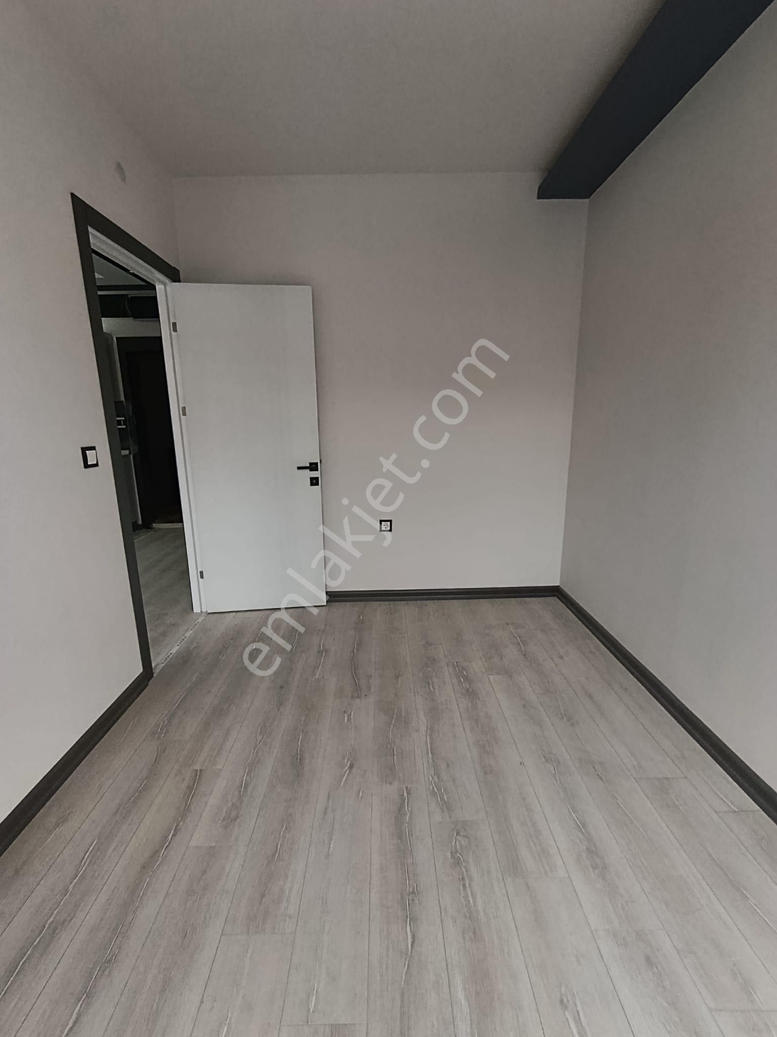 Çamlıca Mahallesinde Sıfır 1+1 Daire - Görsel 6