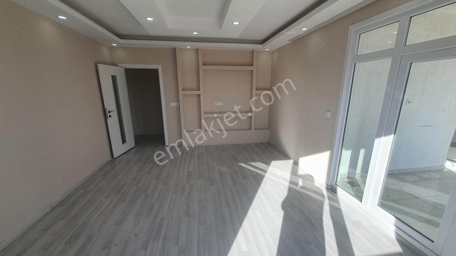 Geniş Teraslı, Otoparklı, Güney Cephe 3+1 - Görsel 27