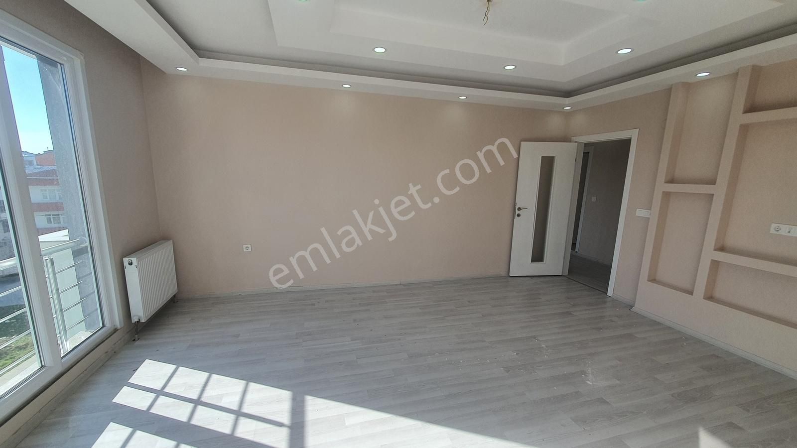 Geniş Teraslı, Otoparklı, Güney Cephe 3+1 - Görsel 24