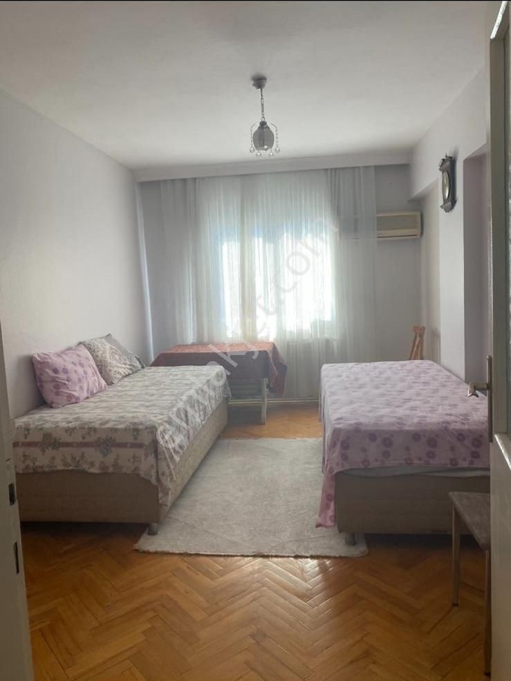 Otoparklı Asansörlü Ve D.gazlı Ara Kat Full Eşyalı 3+1 Kiralık Daire! - Görsel 30