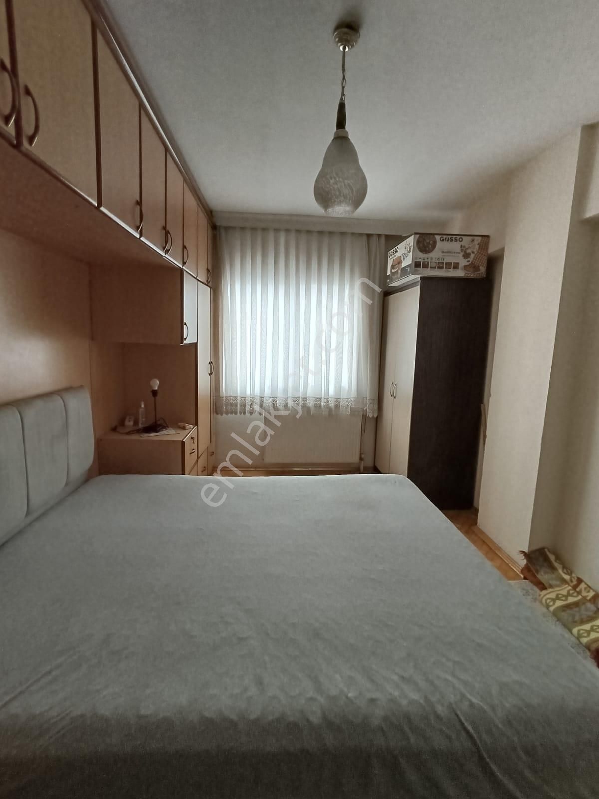 Otoparklı Asansörlü Ve D.gazlı Ara Kat Full Eşyalı 3+1 Kiralık Daire! - Görsel 24