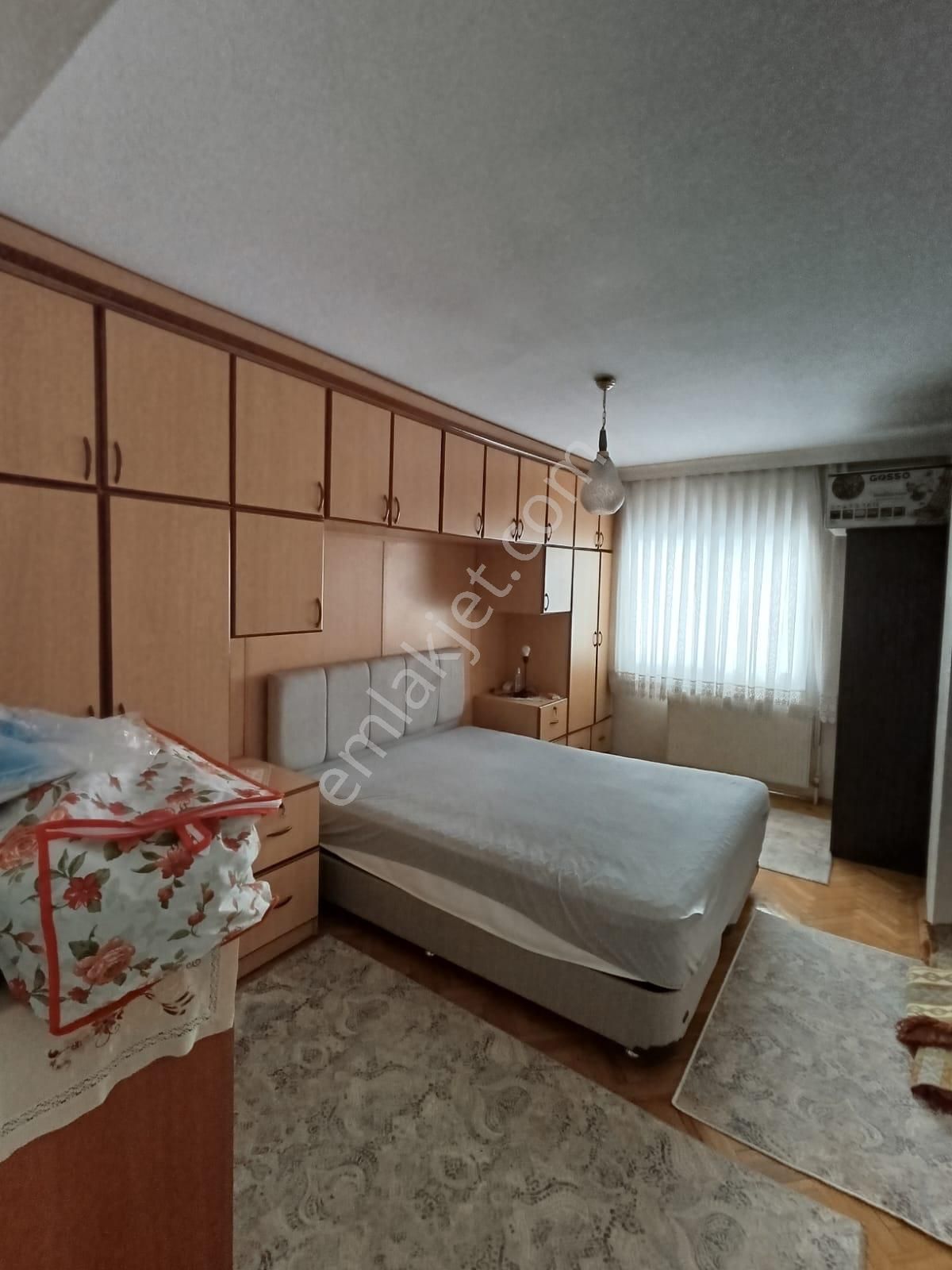 Otoparklı Asansörlü Ve D.gazlı Ara Kat Full Eşyalı 3+1 Kiralık Daire! - Görsel 23