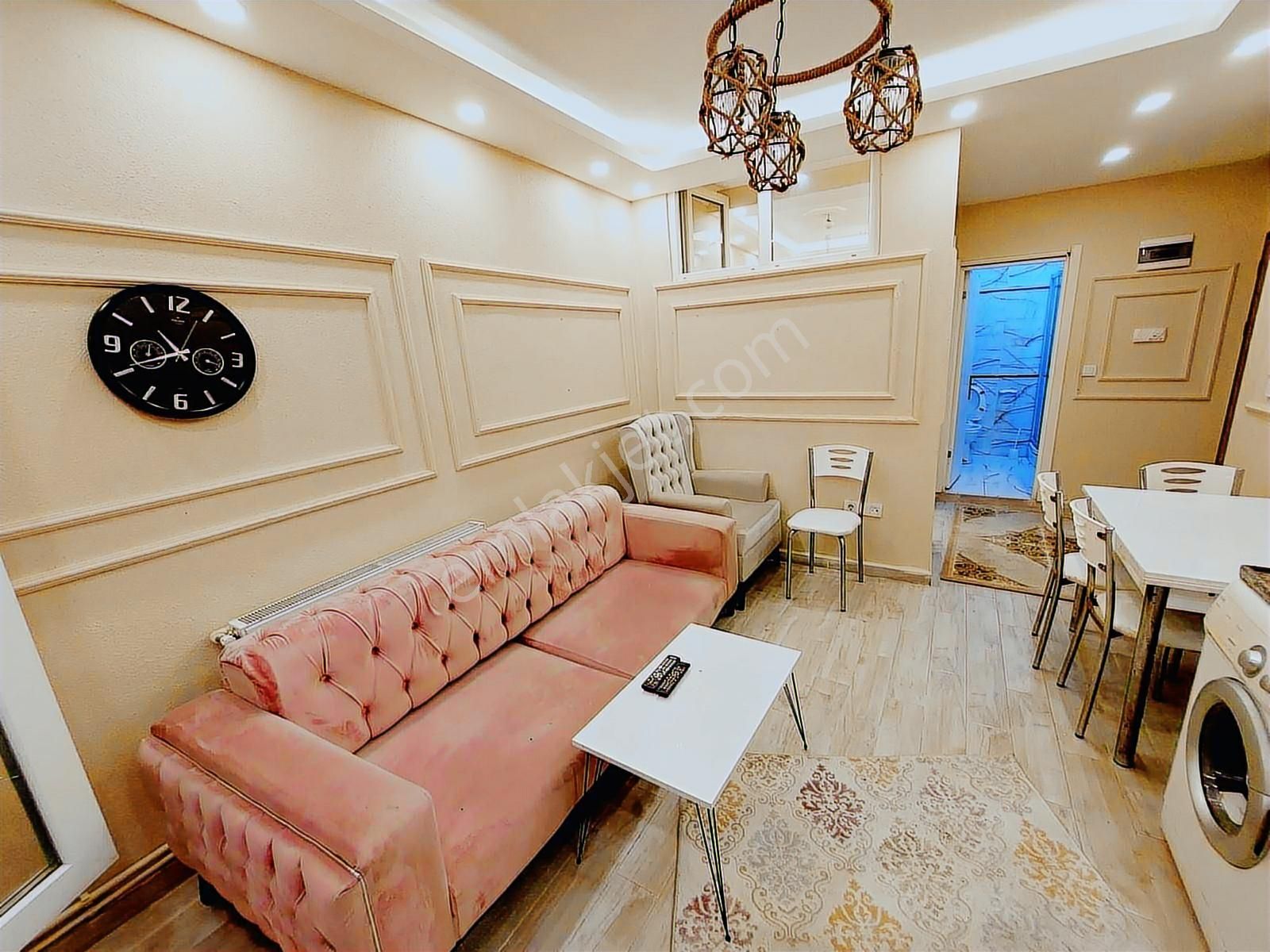 Mecidiyeköy'de Yeni Binada Hazır Kiracılı Acil Bahçe Katı 1+1