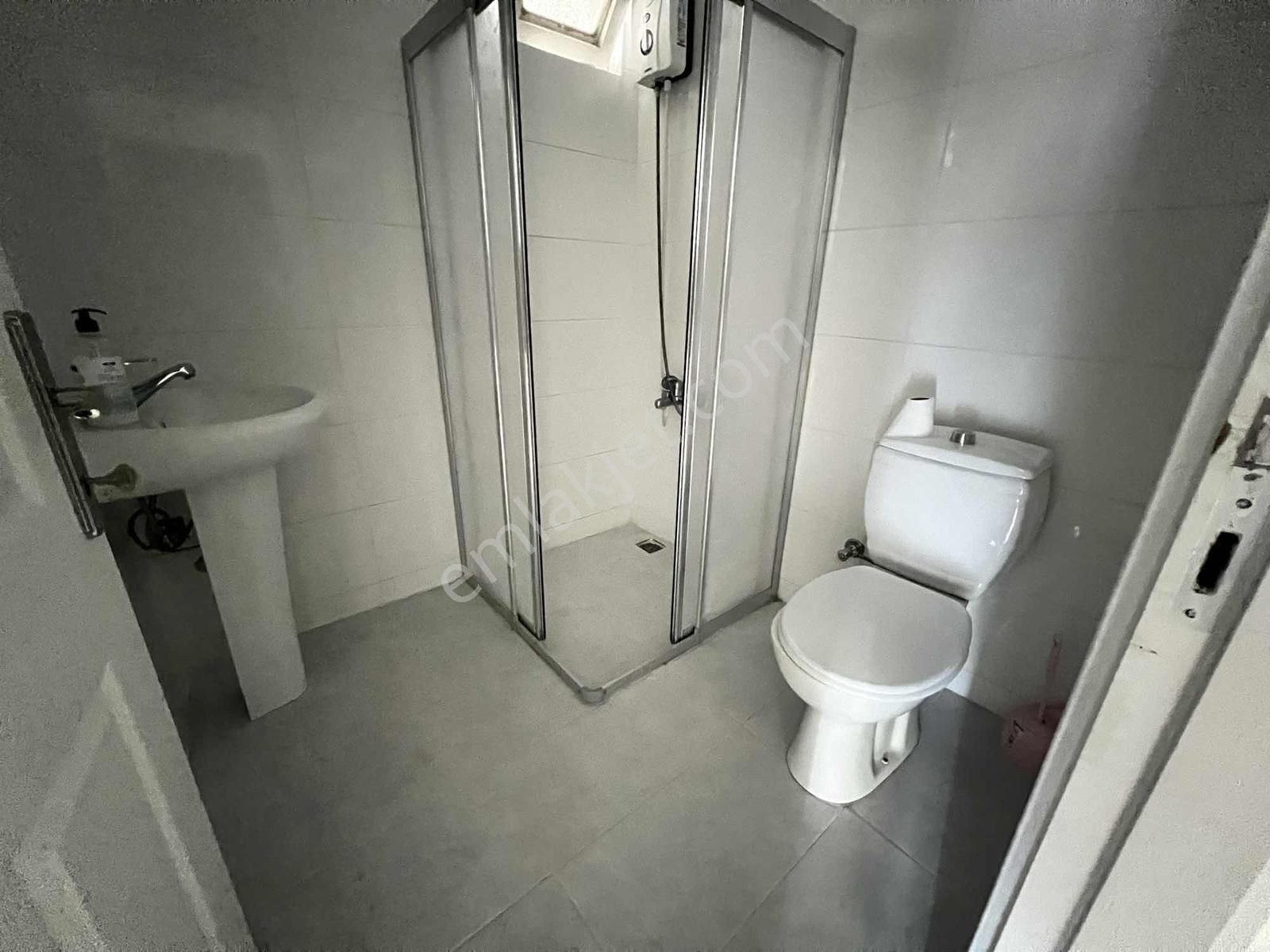 Konyaaltı Hurma'da Kiralık 1+1 Giriş Kat Daire - Görsel 4