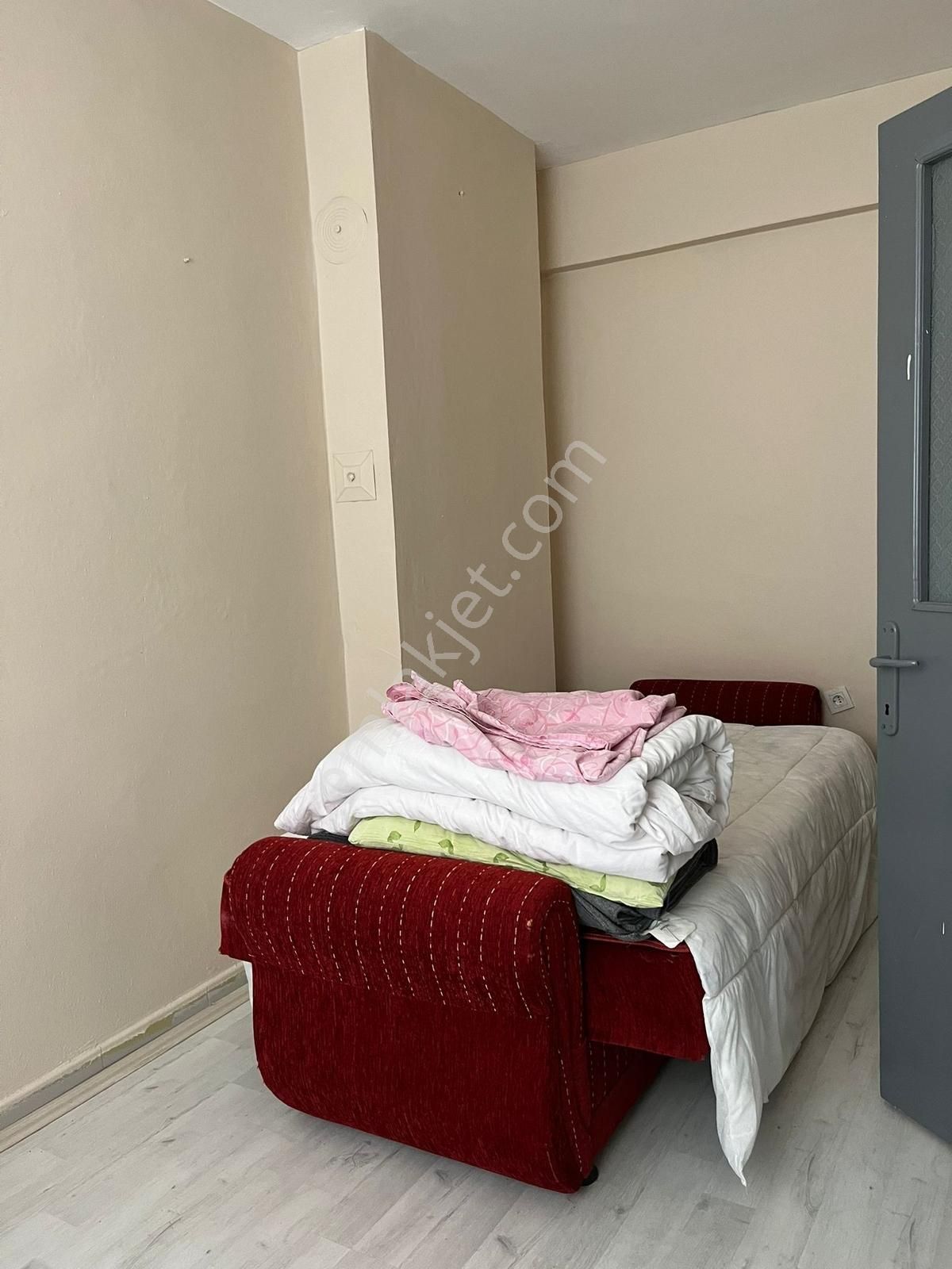 Kastamonu Emlak Gayrimenkulden Kiralık Hastane Yakını Eşyalı 3+1 - Görsel 5