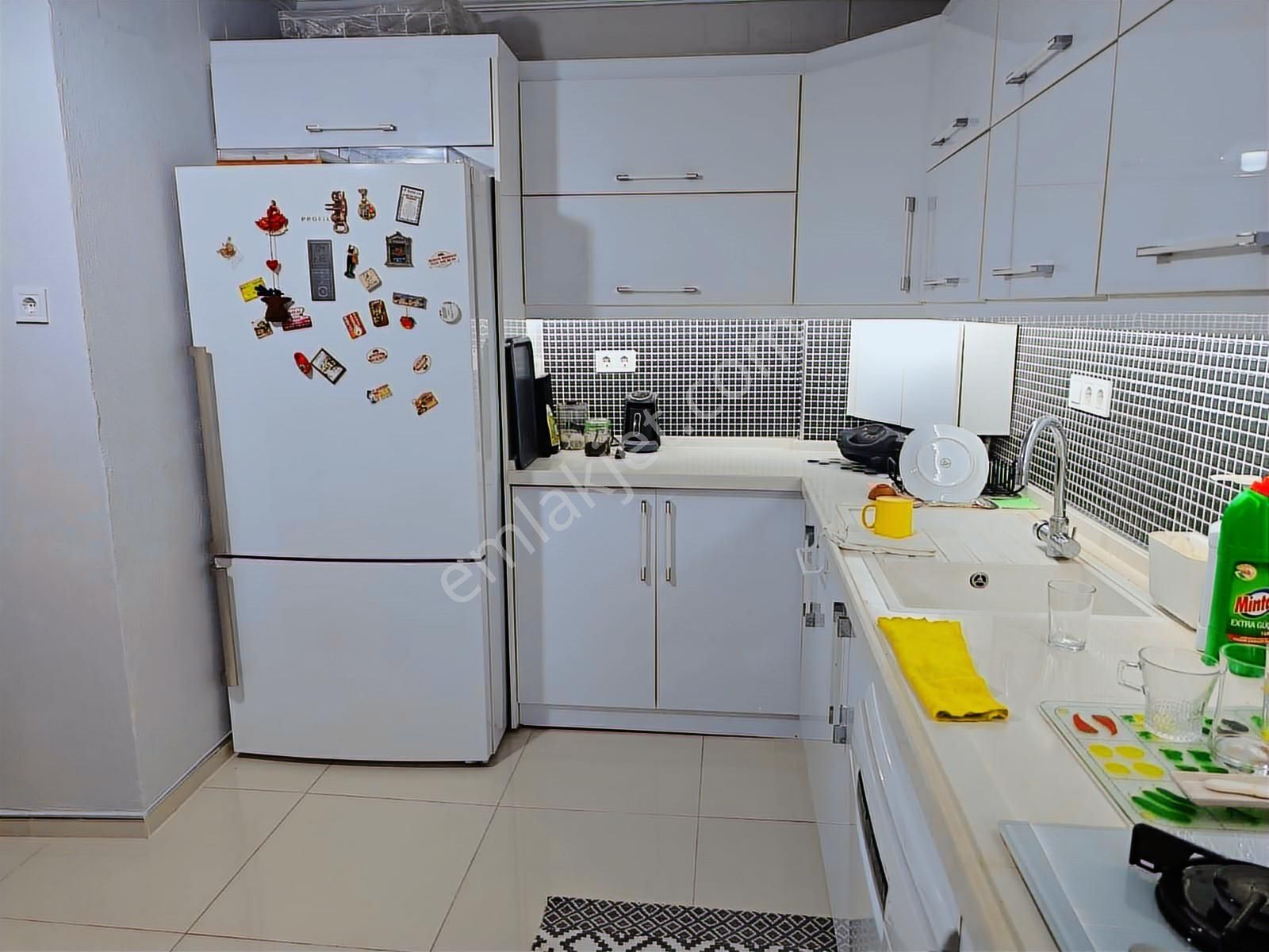 Amerikan Koleji Yakını Doğalgazlı Manzaralı Geniş 3+1 Arakat - Görsel 9