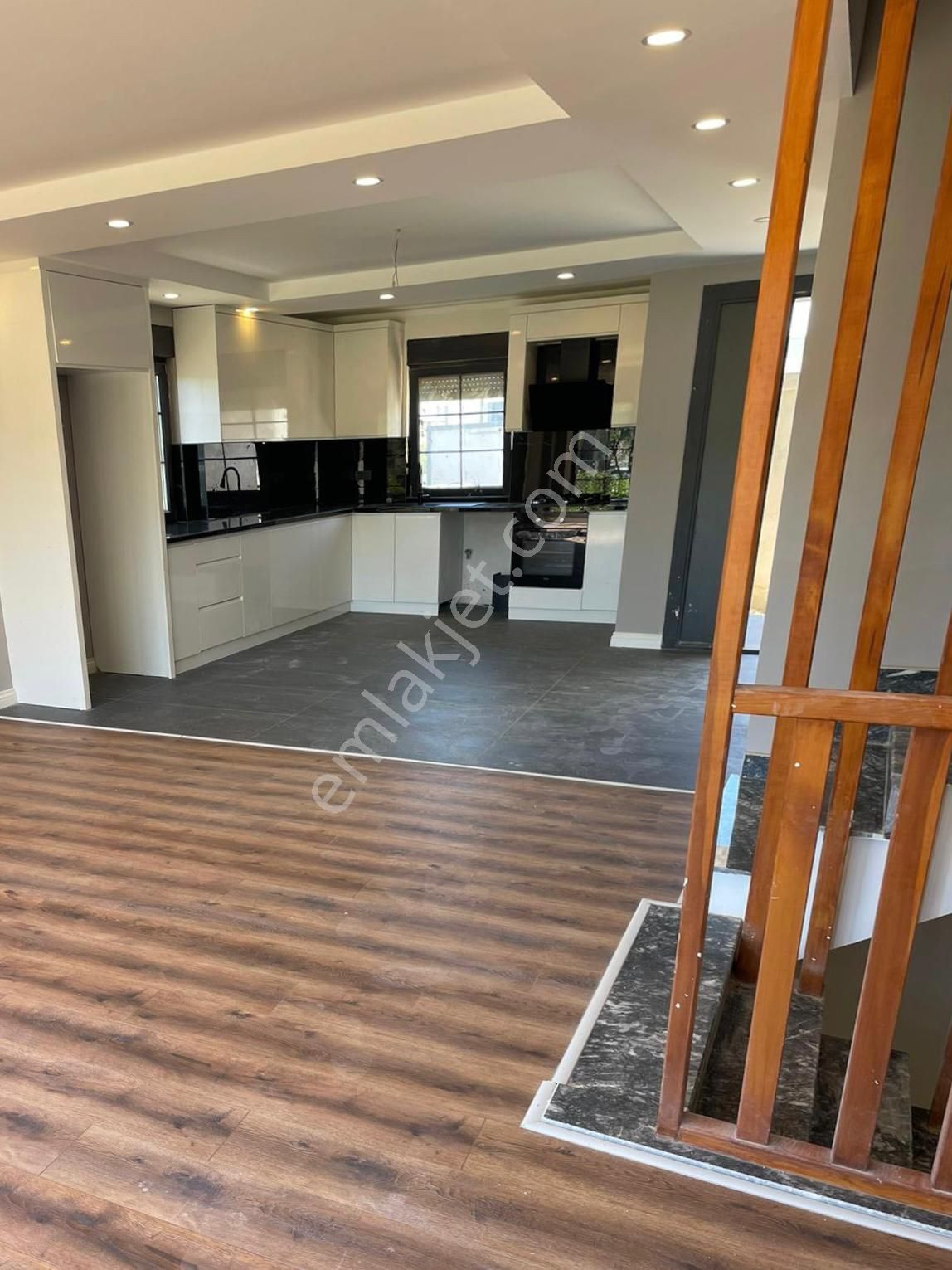 Site İçerisinde Villa - Görsel 3