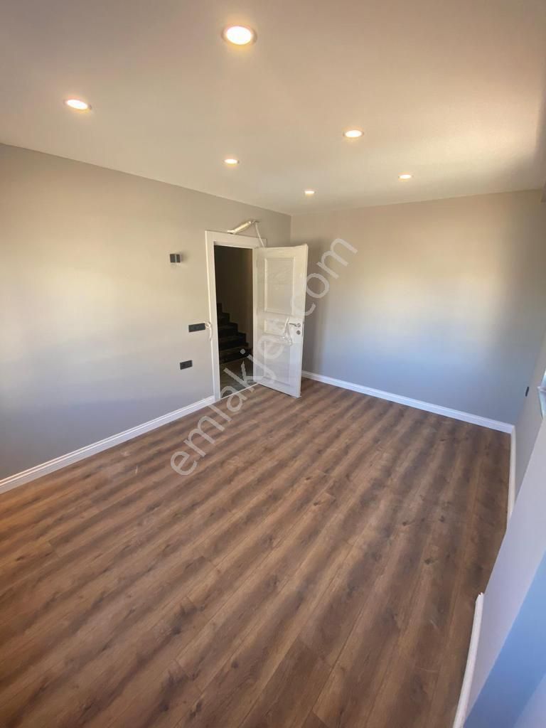 Site İçerisinde Villa - Görsel 14