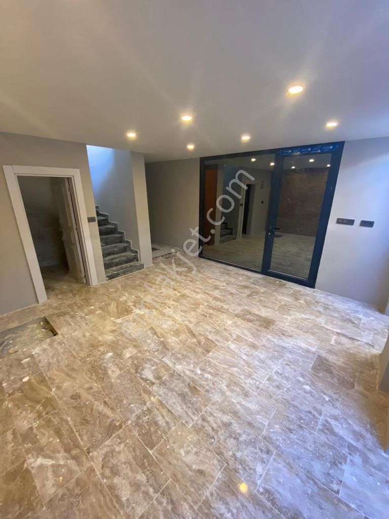 Site İçerisinde Villa - Görsel 15