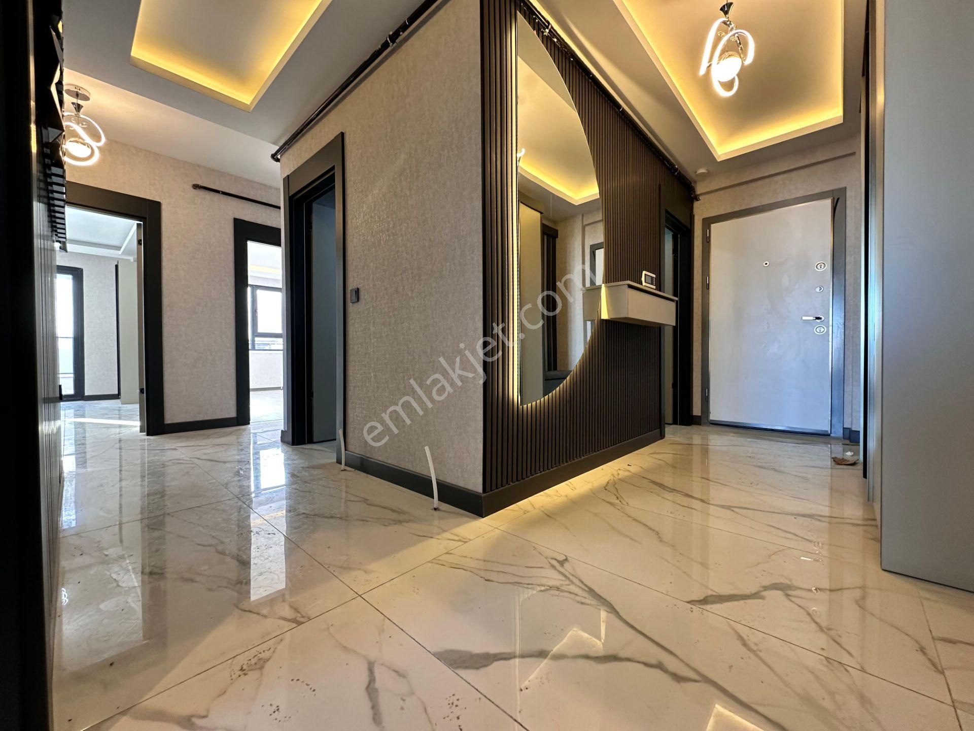 Özçelikler Den Bölgenin En Geniş En İyisi 3+1 Dairesi