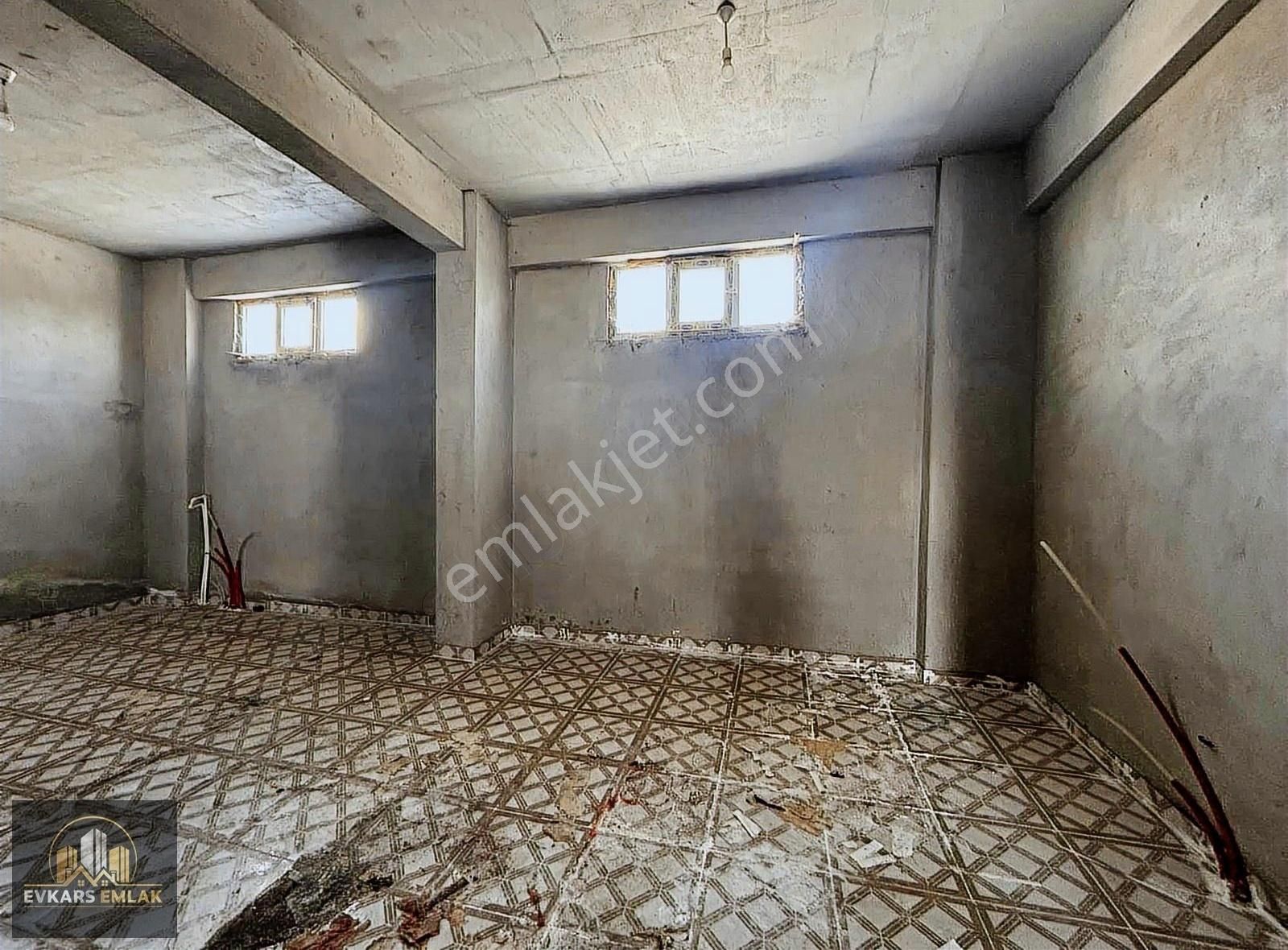 Canpa Petrol Yanı Cadde Üzeri Depoya İşyerine Uygun 90 M2 Wcli - Görsel 8