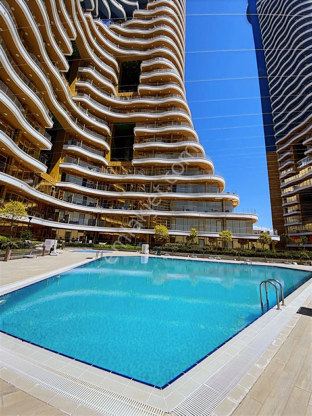 İstmarina Satılık Boş 1+0 Deniz Manzaralı Balkonlu Home Ofis - Görsel 6