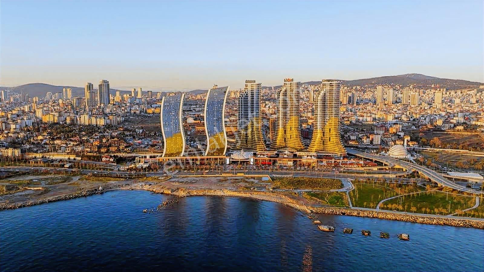 İstmarina Satılık Boş 1+0 Deniz Manzaralı Balkonlu Home Ofis - Görsel 18