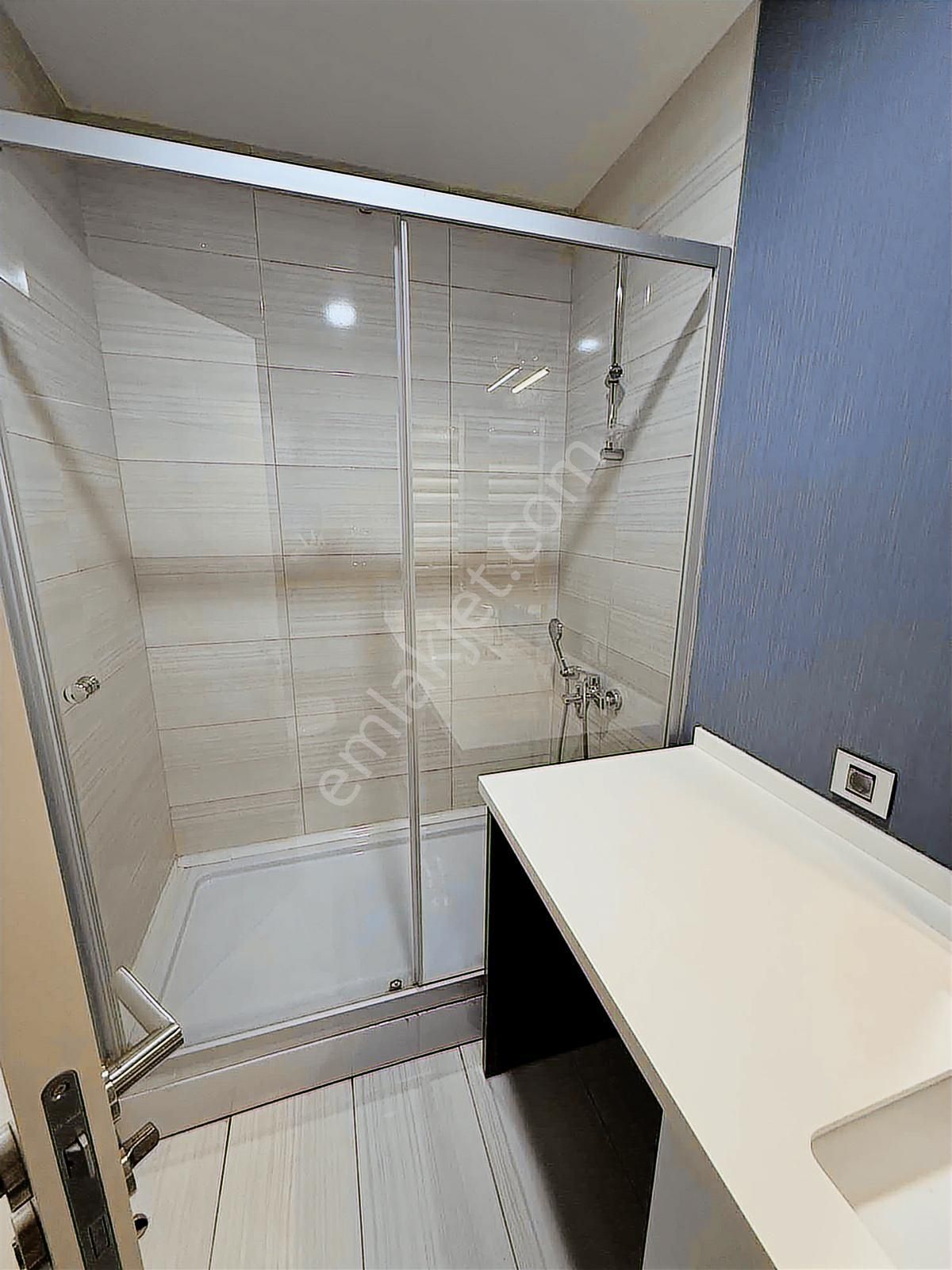 İstmarina Satılık Boş 1+0 Deniz Manzaralı Balkonlu Home Ofis - Görsel 9