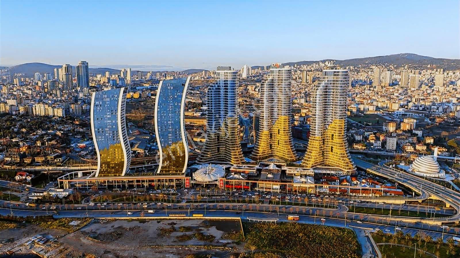 İstmarina Satılık Boş 1+0 Deniz Manzaralı Balkonlu Home Ofis - Görsel 11