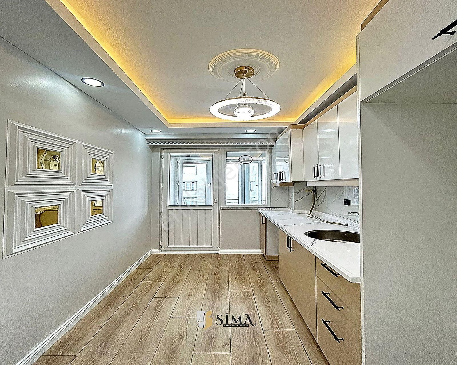 Metrobüse Yakın Ultra Lüks Genişm2 2+1 Arakat Daire! - Görsel 12