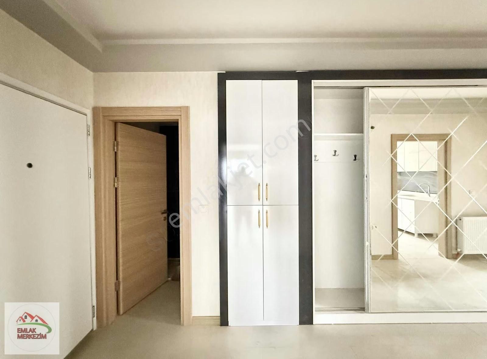 Emlak Merkezim'den Ulubey'de M.akif Ersoy Cad.üstü 3+1 Lüx Daire