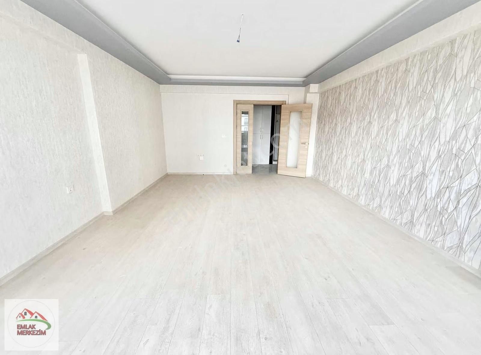 Emlak Merkezim'den Ulubey'de M.akif Ersoy Cad.üstü 3+1 Lüx Daire - Görsel 5