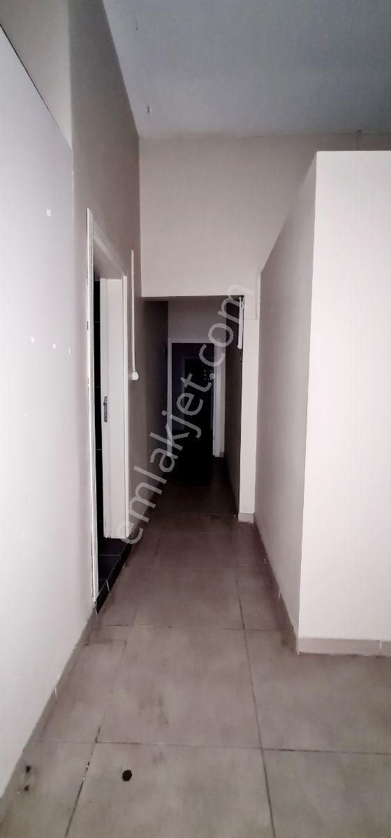 Hamza Yerlikaya Bulvarının Ortasında 16m. Cephe/tek Kat Showroom - Görsel 22