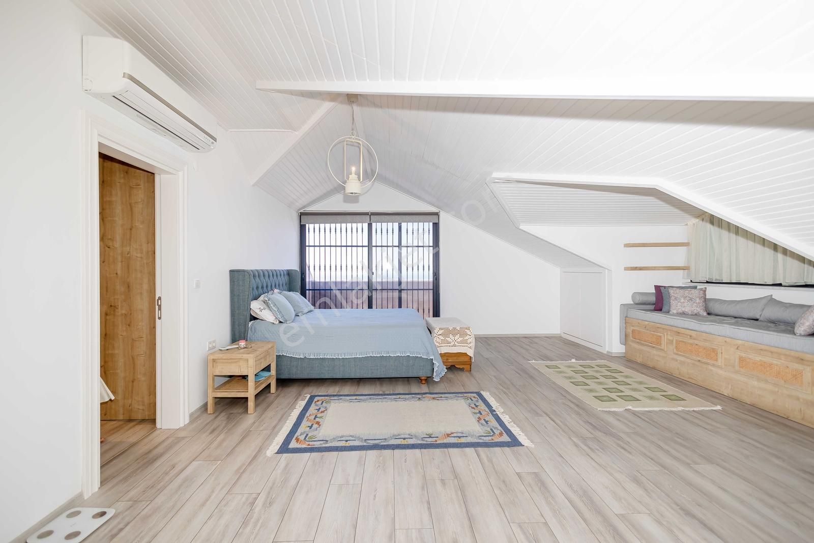 Alanya Oba 3+2 Full Lüks Eşyalı 865m2 Müstakil Deniiz Manzaralıı - Görsel 25