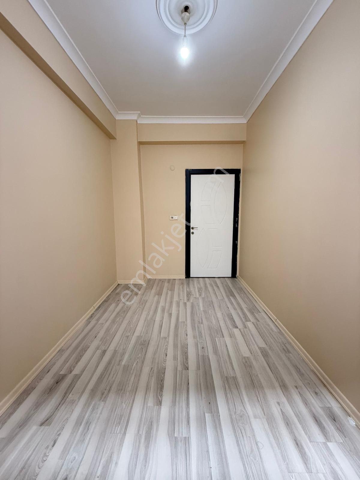 Orhangazi Mahallesinde 2+1 Kiralık Daire - Görsel 12