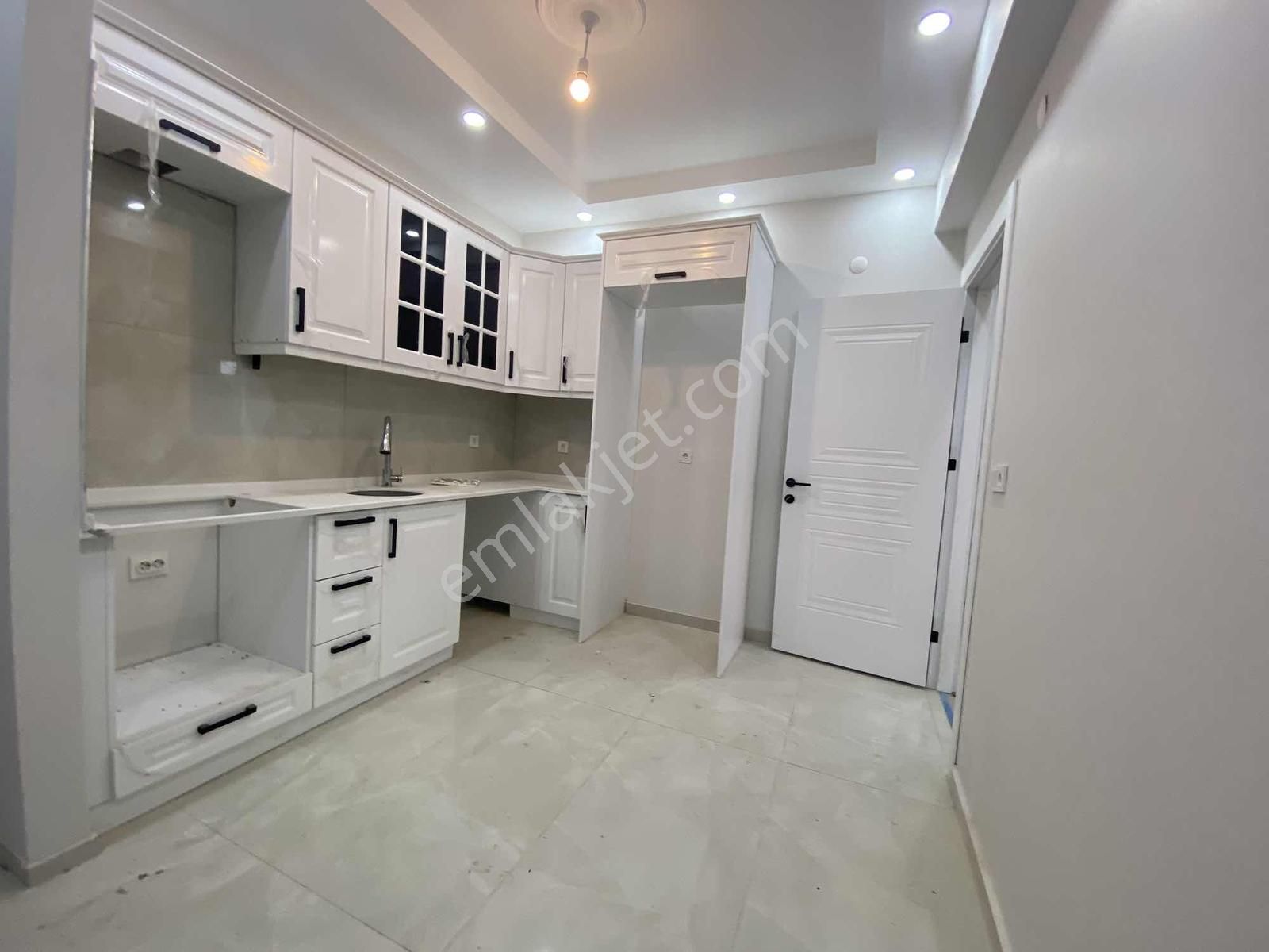 Çobançeşme Mah. Site İçi 1+1 Ayrı Mutfak Satılık Daire - Görsel 18