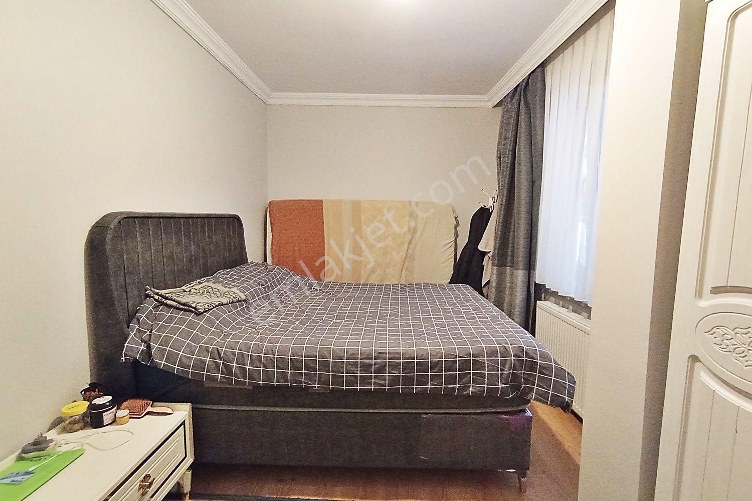 Metin Yapı'dan Cadde Üzeri'nde Ebeveyn Banyolu Satılık 2+1 Daire - Görsel 12