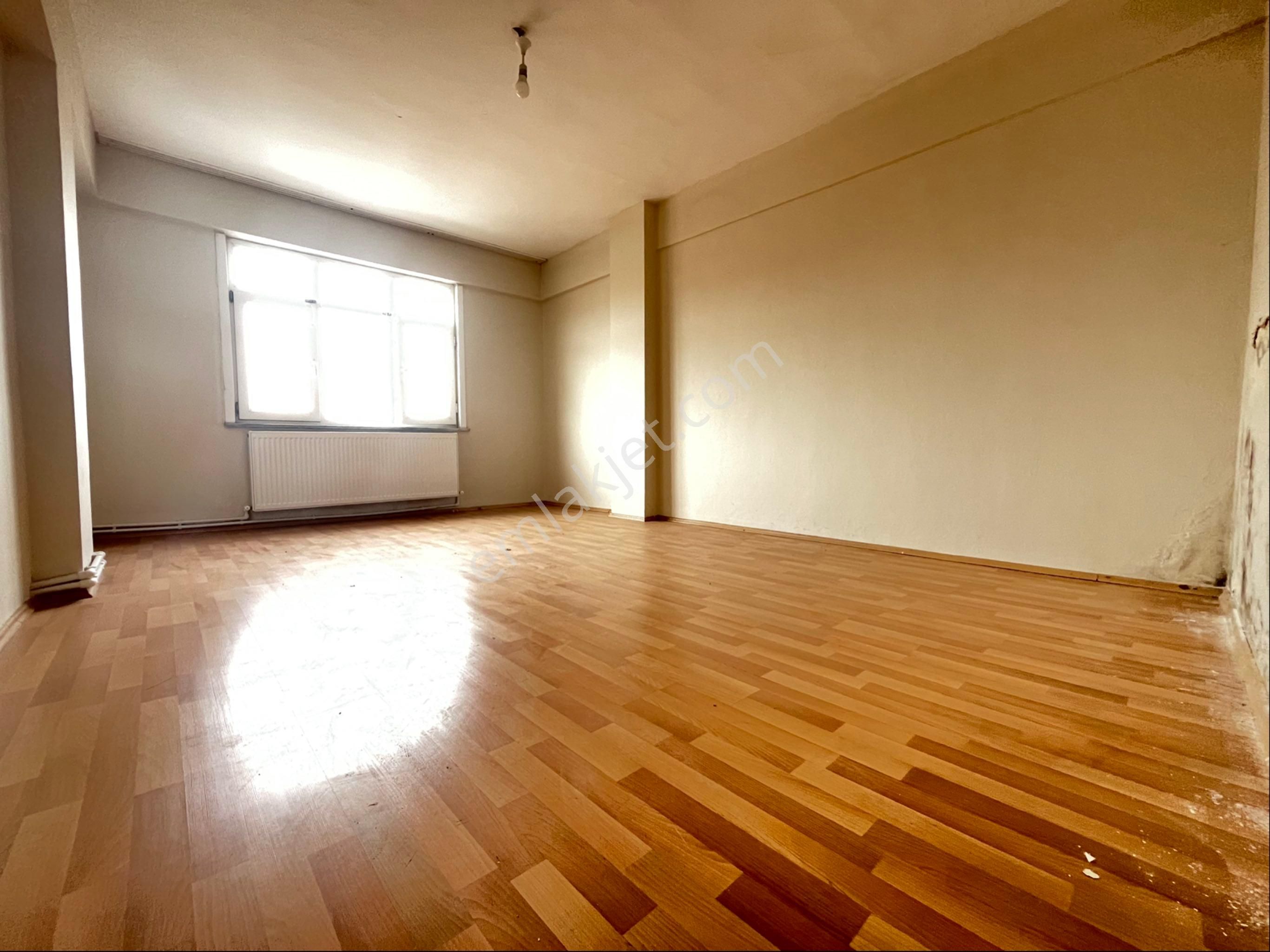 Sultanbeyli Merkezde Bekar Veya Aileye Uygun Güzel Konumda 3+1 Daire - Görsel 22