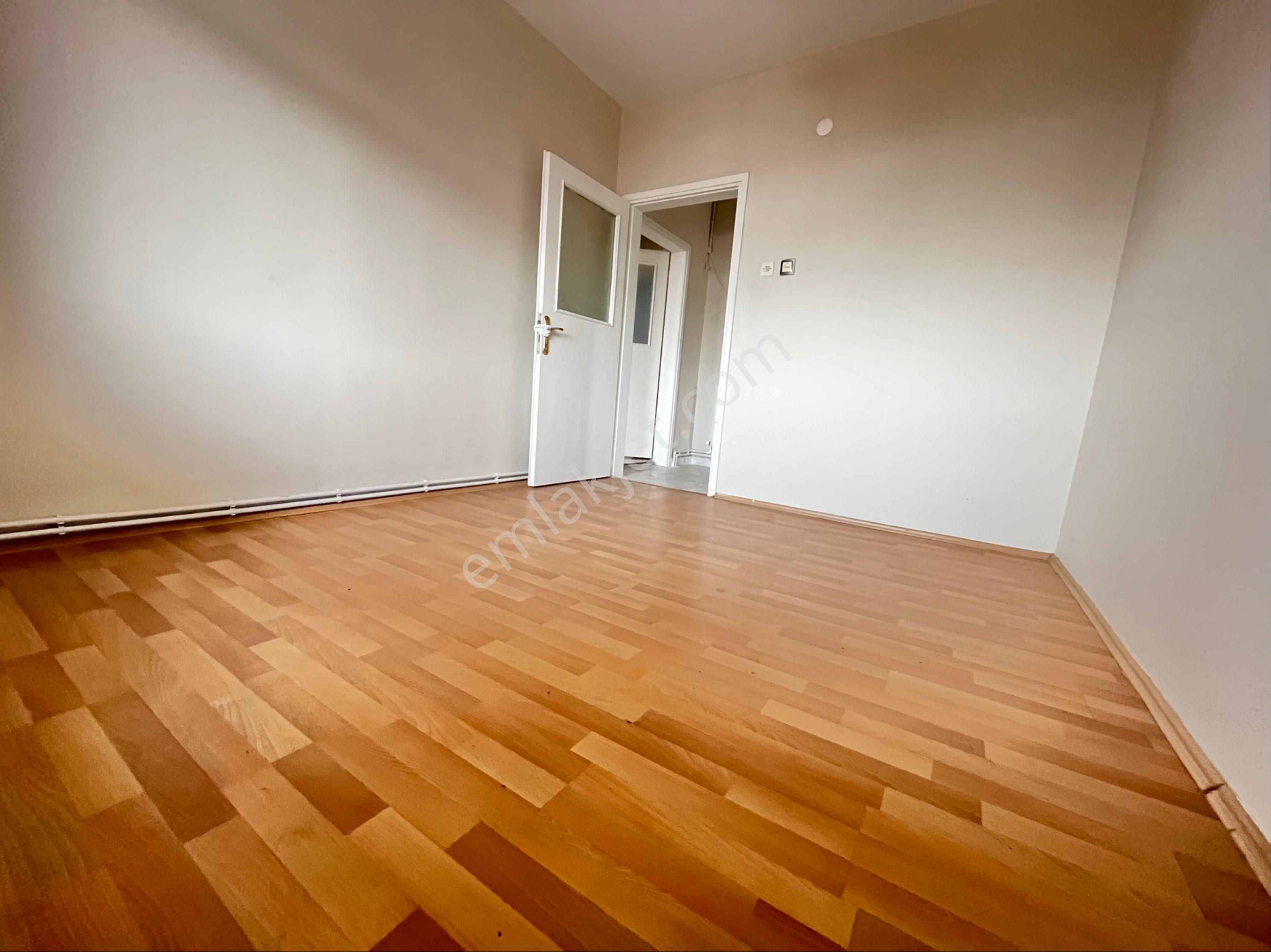 Sultanbeyli Merkezde Bekar Veya Aileye Uygun Güzel Konumda 3+1 Daire - Görsel 20