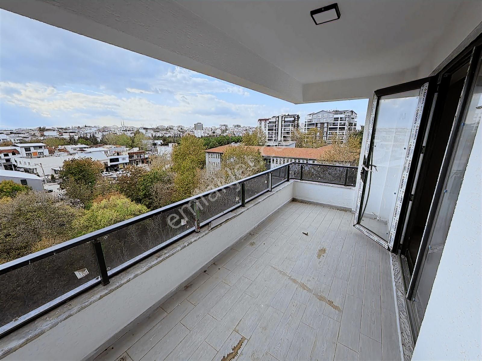 Yunuseli Beyaz Konaklar Satılık 4+1 156 M2 Satılık Daire - Görsel 2