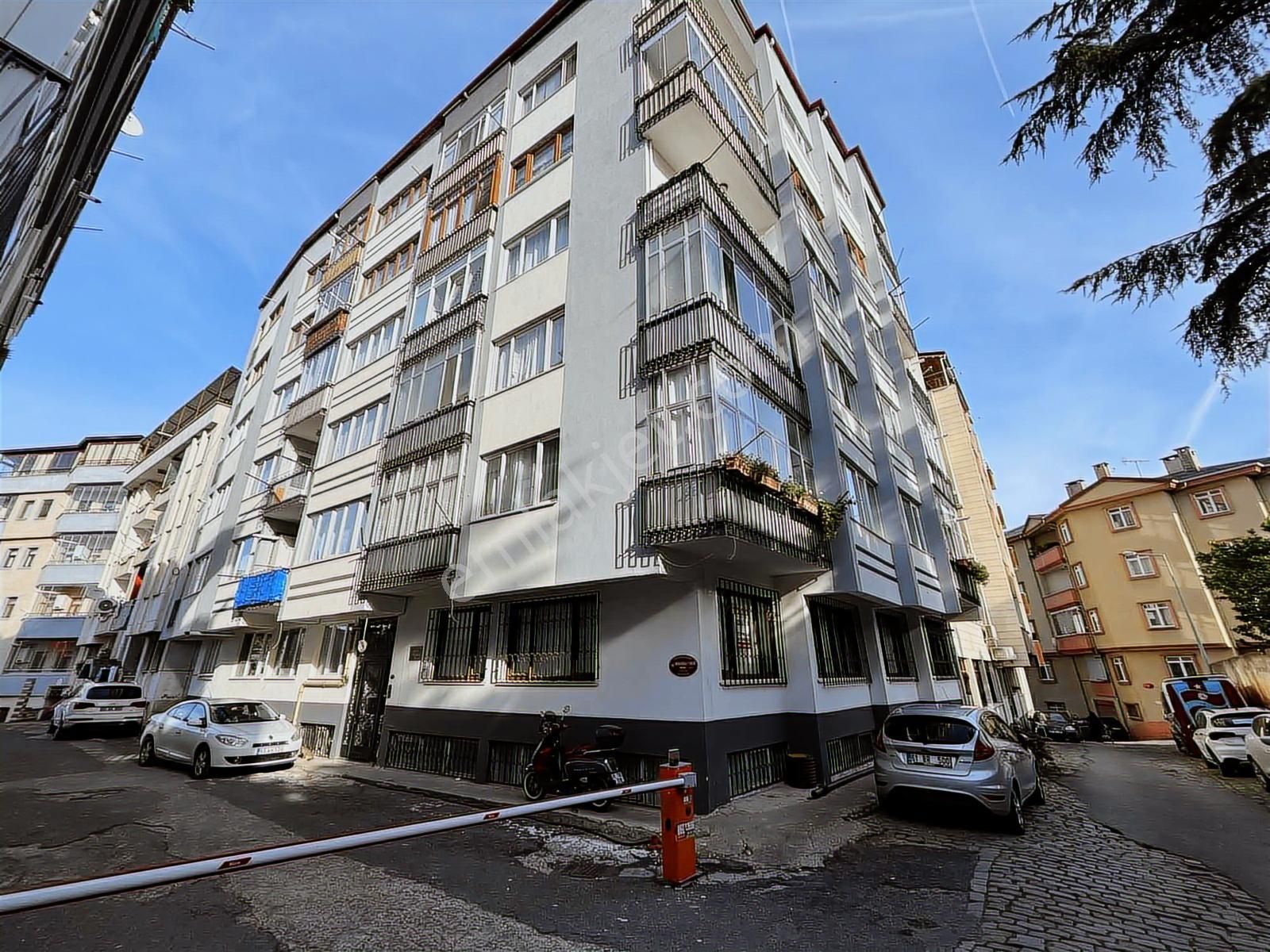 Vip Gayrimenkul'dan Gazipaşa Da Satılık Yüksek Giriş 3+1 Daire