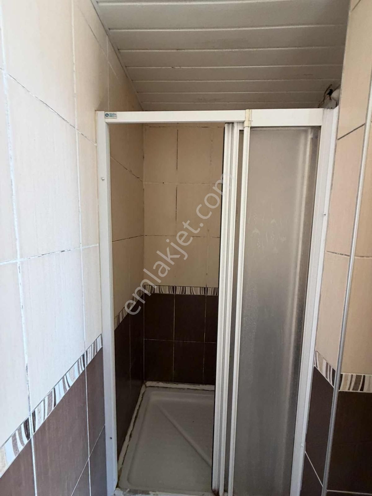 Ünsal Mahallesinde 2+1 100 M² Kat:2 Kiralık Daire - Görsel 9